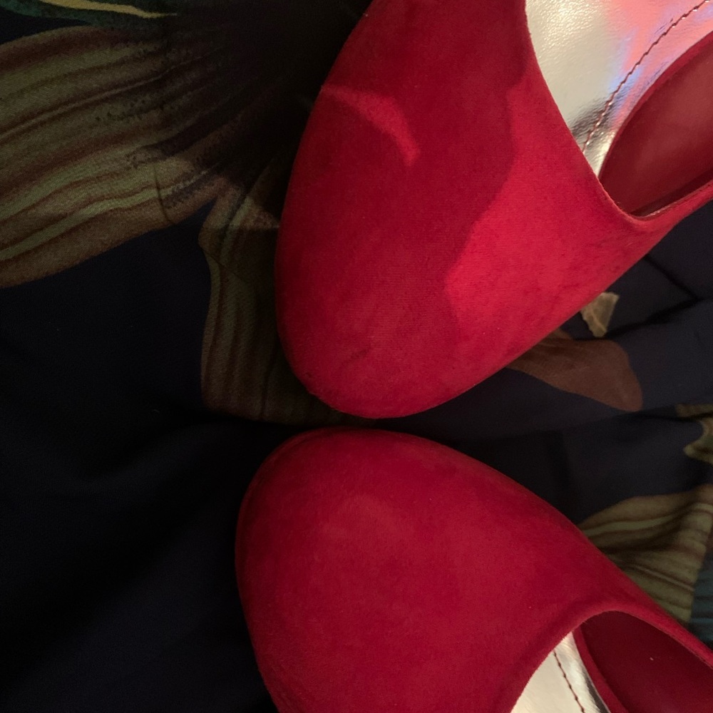 Red heels - Picture 2 of 6